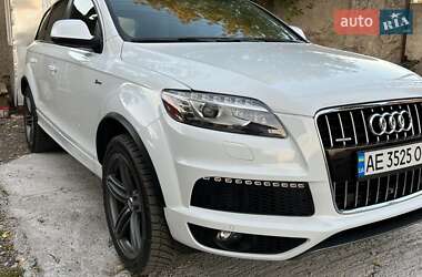 Внедорожник / Кроссовер Audi Q7 2013 в 