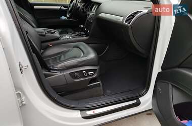 Внедорожник / Кроссовер Audi Q7 2013 в Днепре