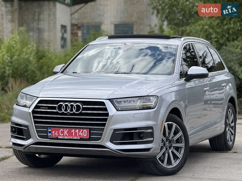 Внедорожник / Кроссовер Audi Q7 2019 в 