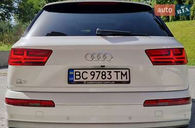 Внедорожник / Кроссовер Audi Q7 2018 в 