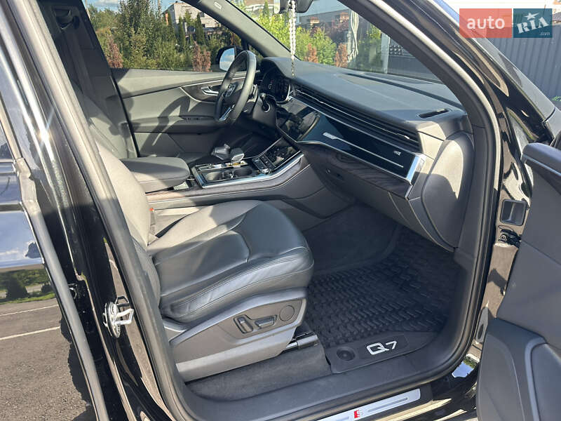 Внедорожник / Кроссовер Audi Q7 2021 в Киеве фото 12 Внедорожник / Кроссовер Audi Q7 2021 в Киеве