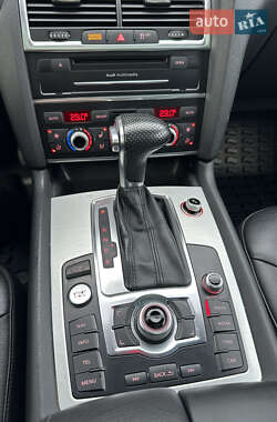 Позашляховик / Кросовер Audi Q7 2014 в 