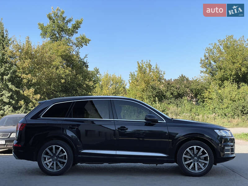 Внедорожник / Кроссовер Audi Q7 2015 в Бердичеве