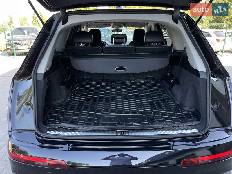 Внедорожник / Кроссовер Audi Q7 2015 в Бердичеве