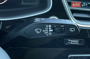 Внедорожник / Кроссовер Audi Q7 2015 в 