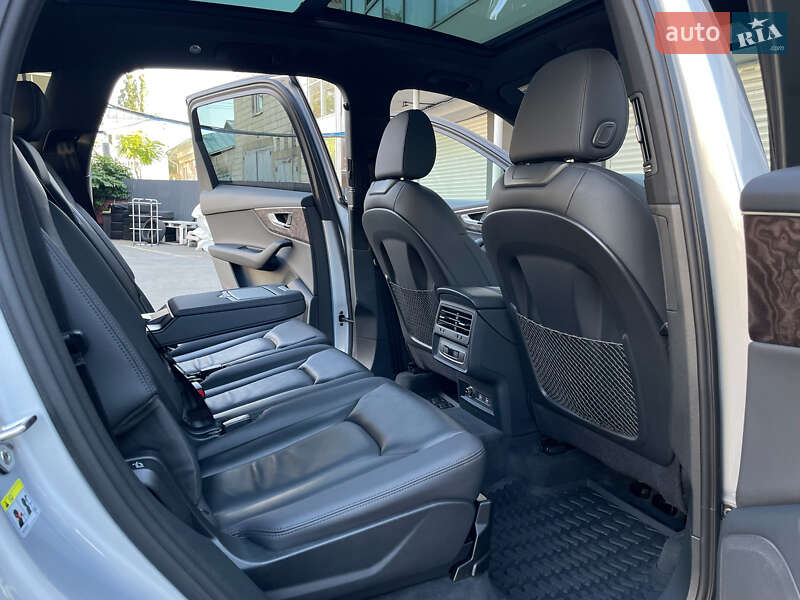 Внедорожник / Кроссовер Audi Q7 2019 в Киеве фото 57 Внедорожник / Кроссовер Audi Q7 2019 в Киеве