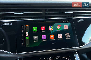 Позашляховик / Кросовер Audi Q7 2019 в 