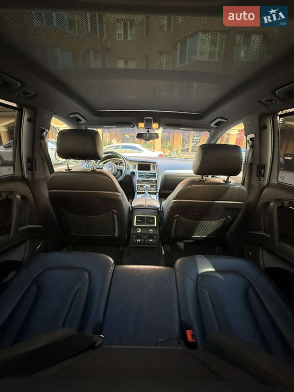 Внедорожник / Кроссовер Audi Q7 2013 в Киеве