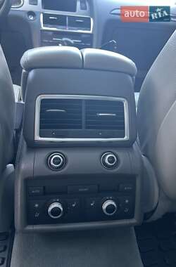 Внедорожник / Кроссовер Audi Q7 2010 в 