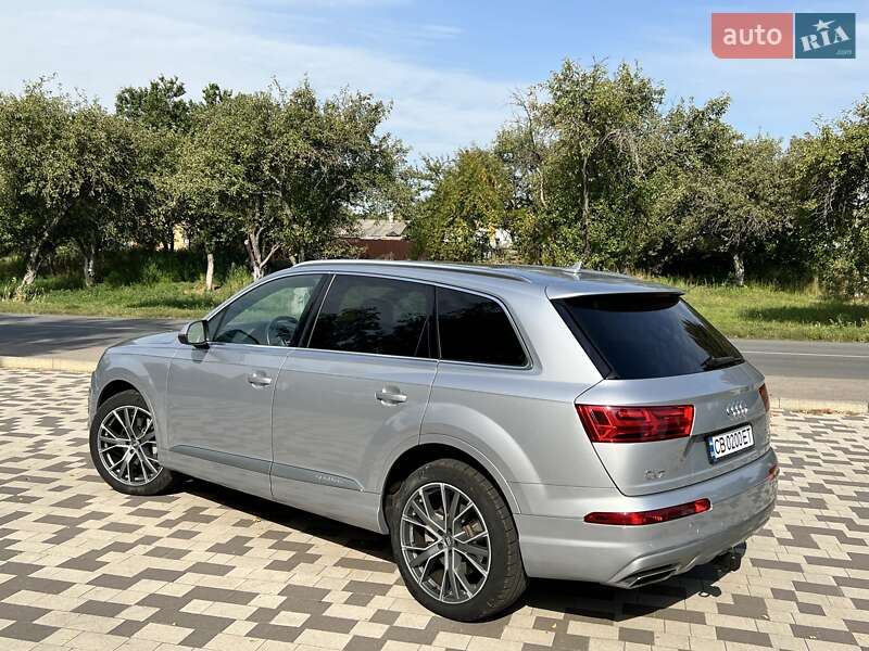 Внедорожник / Кроссовер Audi Q7 2017 в Нежине