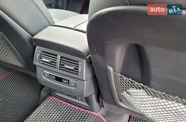 Позашляховик / Кросовер Audi Q7 2018 в 