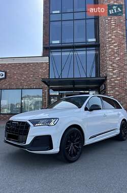 Внедорожник / Кроссовер Audi Q7 2022 в Киеве