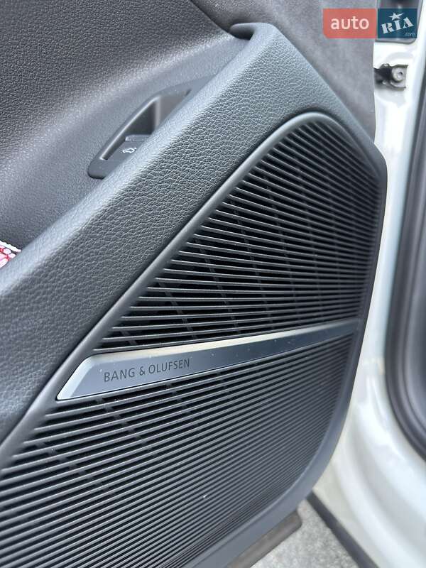 Позашляховик / Кросовер Audi Q7 2022 в Києві