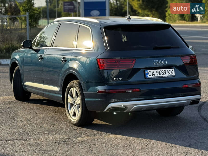 Позашляховик / Кросовер Audi Q7 2019 в Черкасах