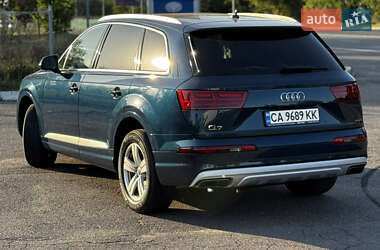 Внедорожник / Кроссовер Audi Q7 2019 в 