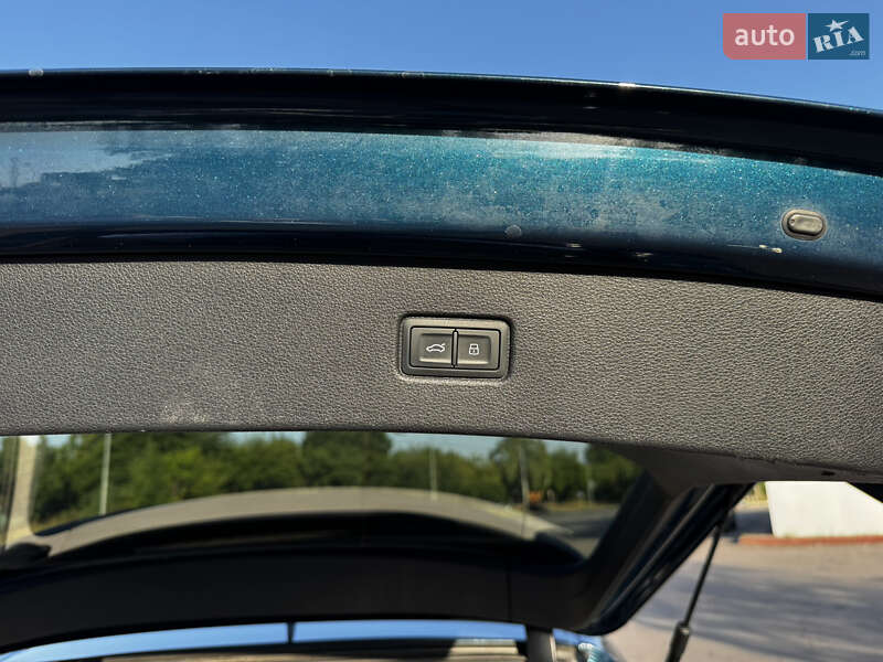 Позашляховик / Кросовер Audi Q7 2019 в Черкасах