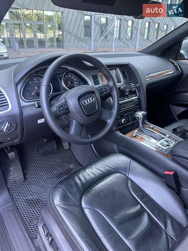 Внедорожник / Кроссовер Audi Q7 2010 в Львове фото 8 Внедорожник / Кроссовер Audi Q7 2010 в Львове