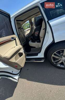 Позашляховик / Кросовер Audi Q7 2013 в 