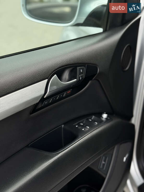 Позашляховик / Кросовер Audi Q7 2011 в Бучачі