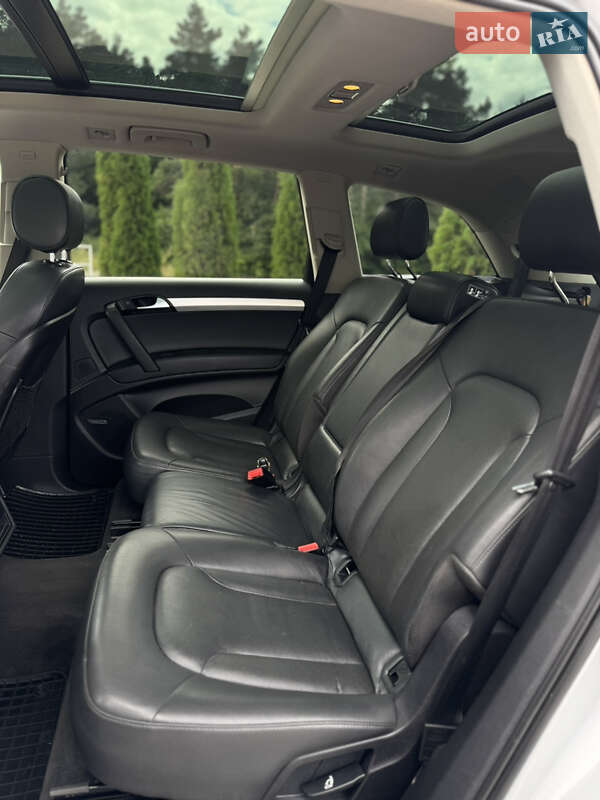 Позашляховик / Кросовер Audi Q7 2011 в Бучачі
