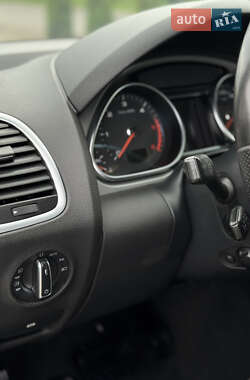Внедорожник / Кроссовер Audi Q7 2011 в 