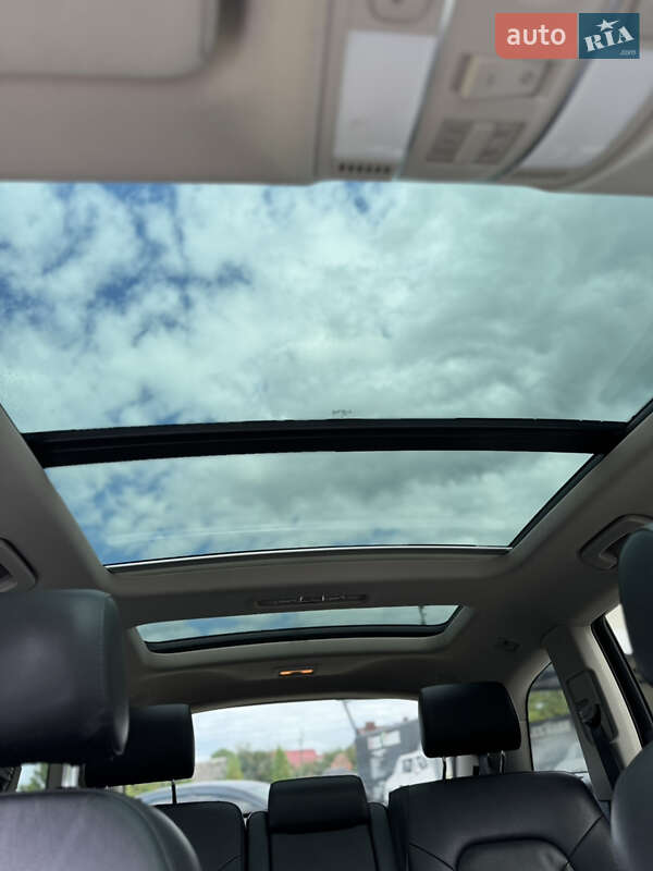 Позашляховик / Кросовер Audi Q7 2011 в Бучачі