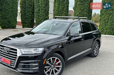 Позашляховик / Кросовер Audi Q7 2017 в 