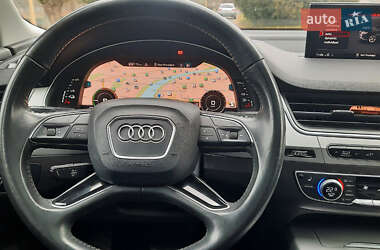 Внедорожник / Кроссовер Audi Q7 2016 в Ужгороде