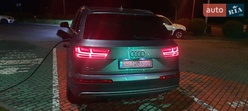 Внедорожник / Кроссовер Audi Q7 2016 в Ужгороде фото 21 Внедорожник / Кроссовер Audi Q7 2016 в Ужгороде