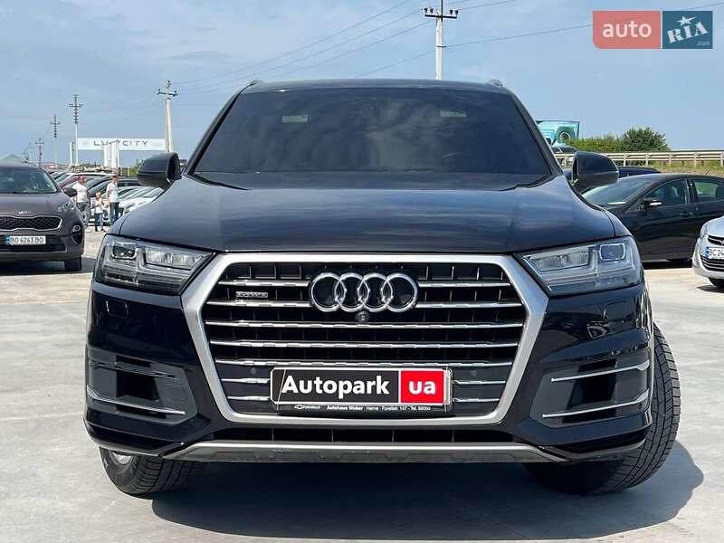 Позашляховик / Кросовер Audi Q7 2017 в Львові