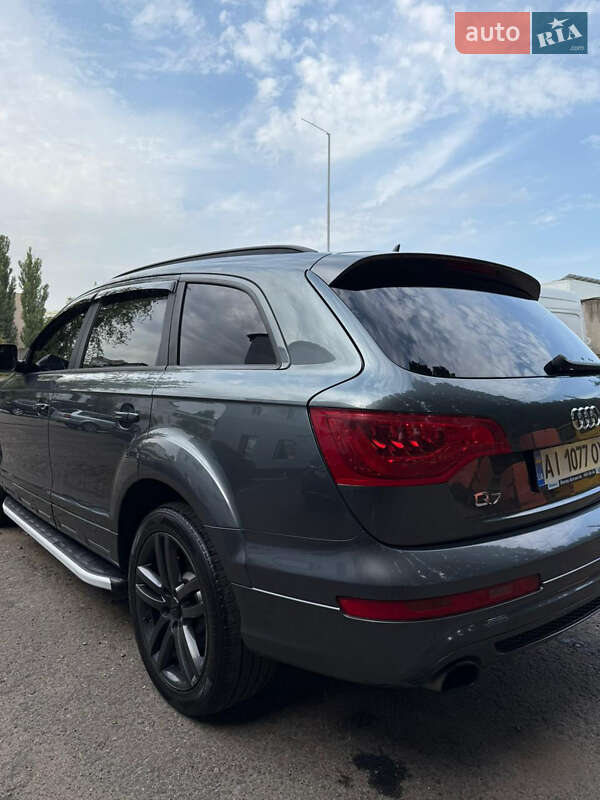 Внедорожник / Кроссовер Audi Q7 2014 в Черкассах