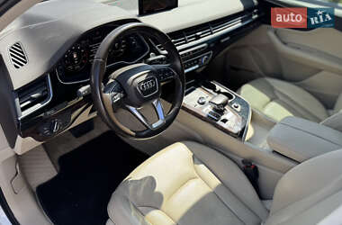 Внедорожник / Кроссовер Audi Q7 2016 в Одессе