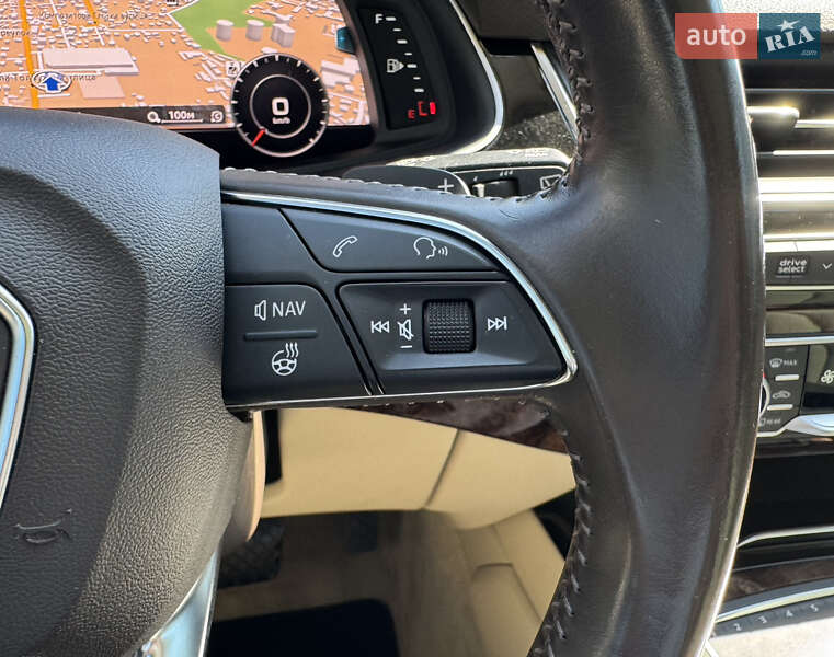 Внедорожник / Кроссовер Audi Q7 2016 в Одессе