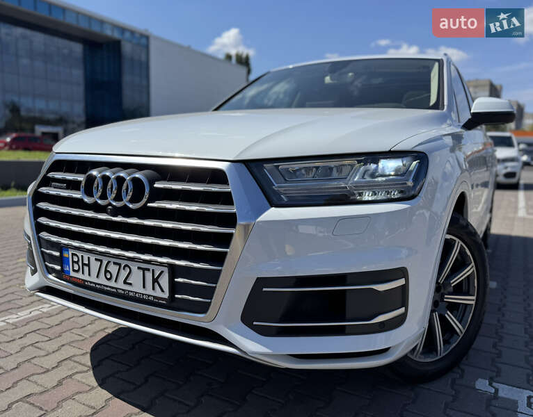 Внедорожник / Кроссовер Audi Q7 2016 в Одессе