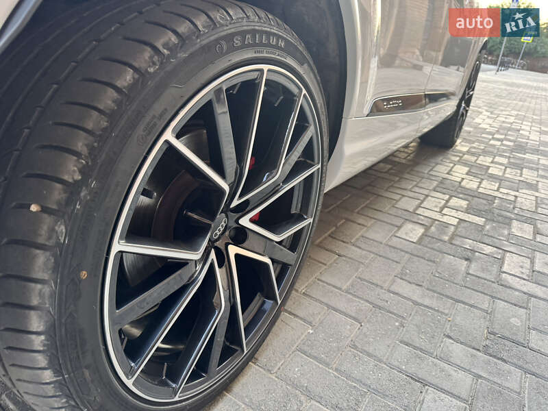 Внедорожник / Кроссовер Audi Q7 2019 в Черновцах