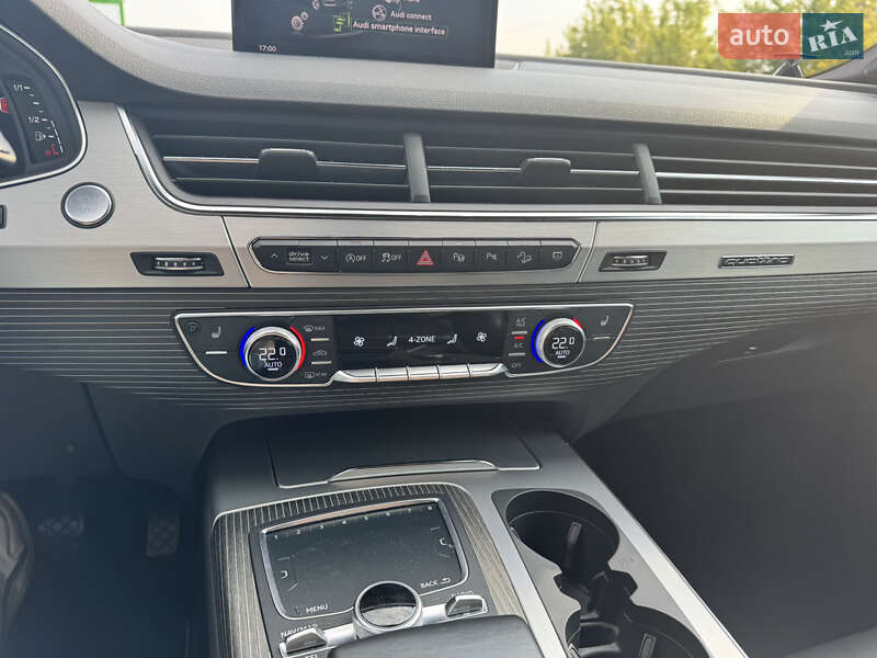 Внедорожник / Кроссовер Audi Q7 2019 в Черновцах