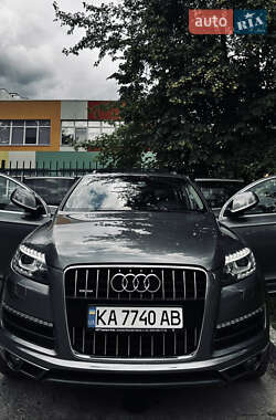Позашляховик / Кросовер Audi Q7 2011 в 