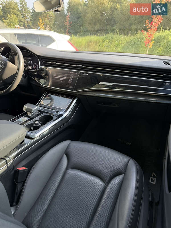 Внедорожник / Кроссовер Audi Q7 2020 в Львове