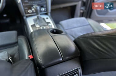 Позашляховик / Кросовер Audi Q7 2006 в 