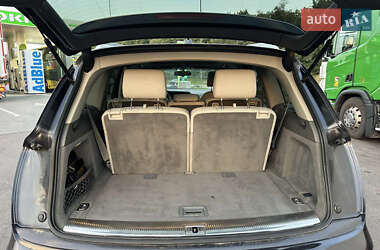 Внедорожник / Кроссовер Audi Q7 2010 в 