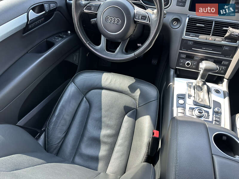 Внедорожник / Кроссовер Audi Q7 2014 в Днепре