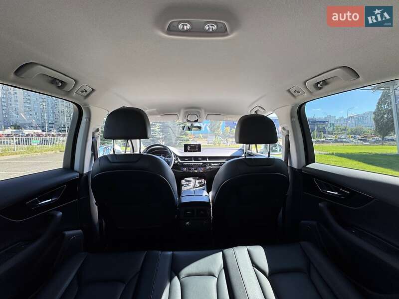 Внедорожник / Кроссовер Audi Q7 2018 в Киеве