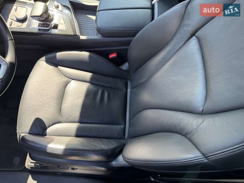 Внедорожник / Кроссовер Audi Q7 2018 в Киеве