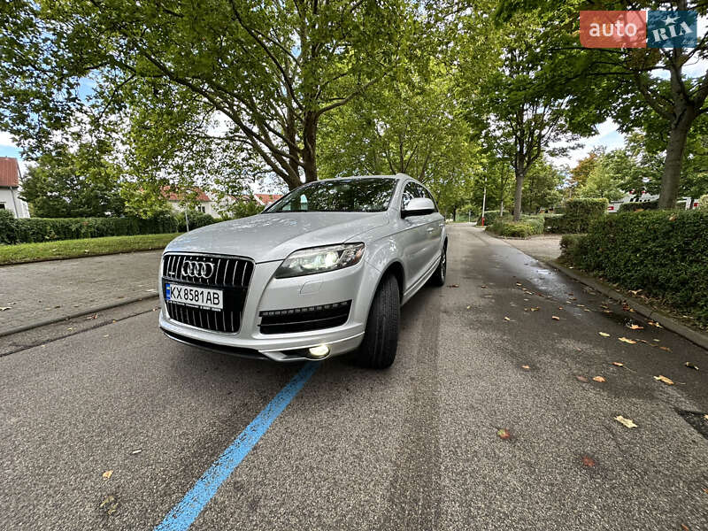 Позашляховик / Кросовер Audi Q7 2009 в Києві