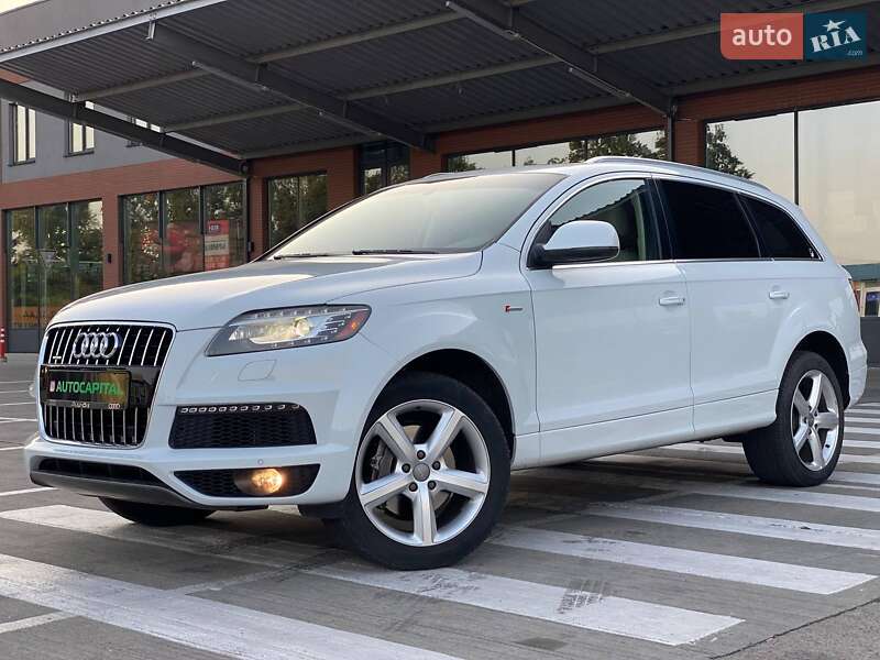 Внедорожник / Кроссовер Audi Q7 2013 в 