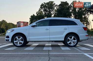 Внедорожник / Кроссовер Audi Q7 2013 в 