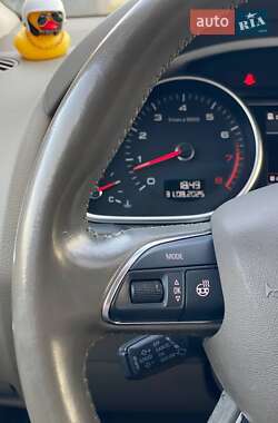 Внедорожник / Кроссовер Audi Q7 2013 в 