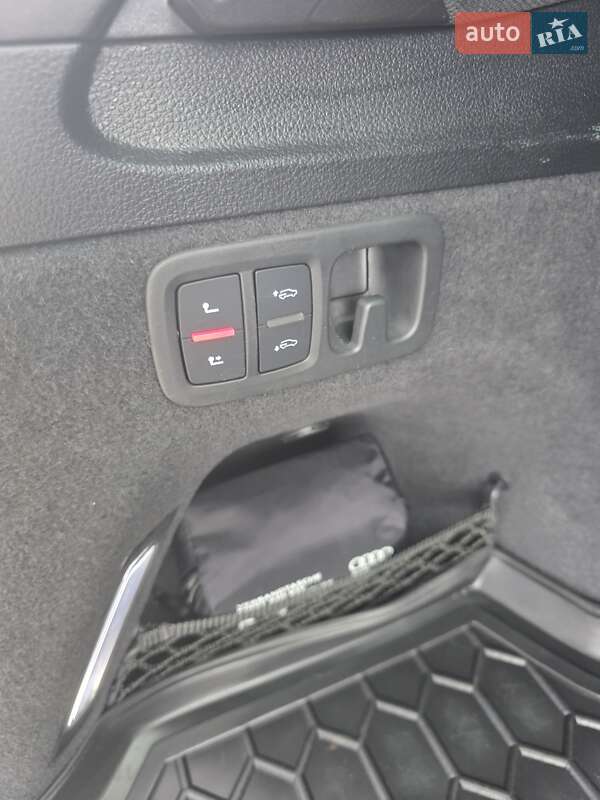 Позашляховик / Кросовер Audi Q7 2020 в Луцьку