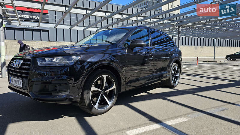 Позашляховик / Кросовер Audi Q7 2018 в Обухові
