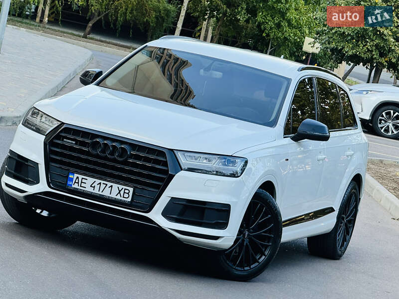 Внедорожник / Кроссовер Audi Q7 2016 в Одессе фото 5 Внедорожник / Кроссовер Audi Q7 2016 в Одессе